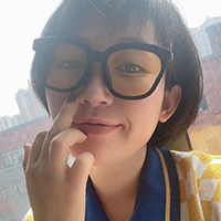 �������x